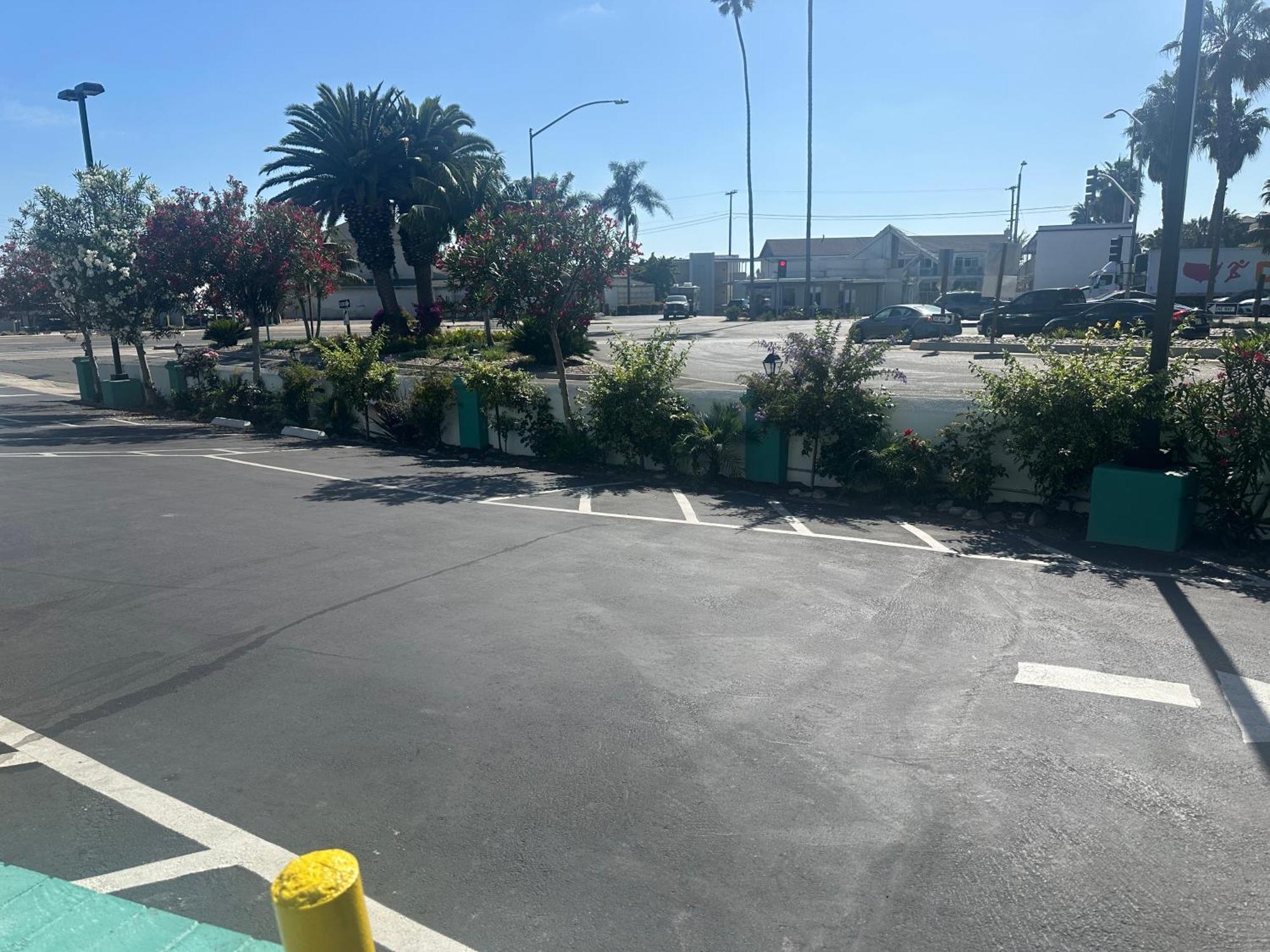 Super 8 By Wyndham Oceanside Downtown Hotel ภายนอก รูปภาพ